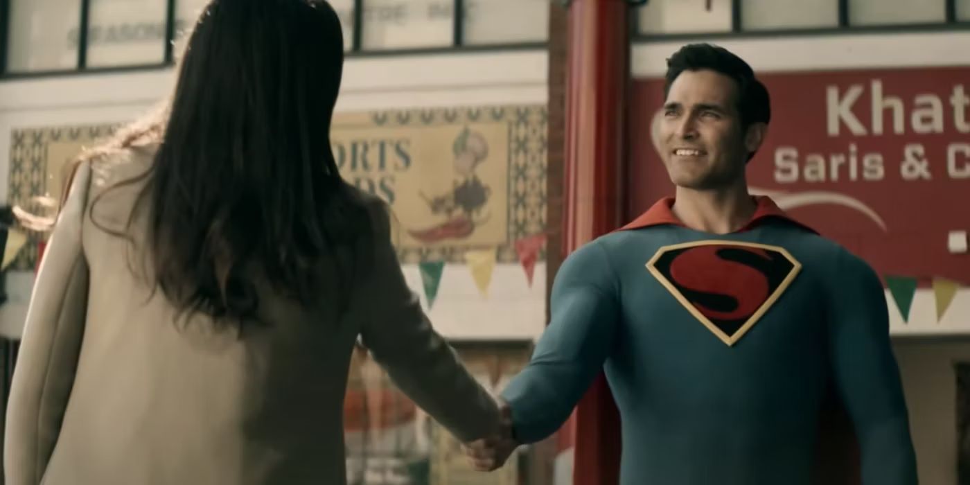 Eluzabeth Tulloch and Tyler Hoechlin as Lois and Superman shaking hands in Superman and Lois Season 1, Episode 11, &ldquo;A Brief Reminiscence In-Between Cataclysmic Events&rdquo;