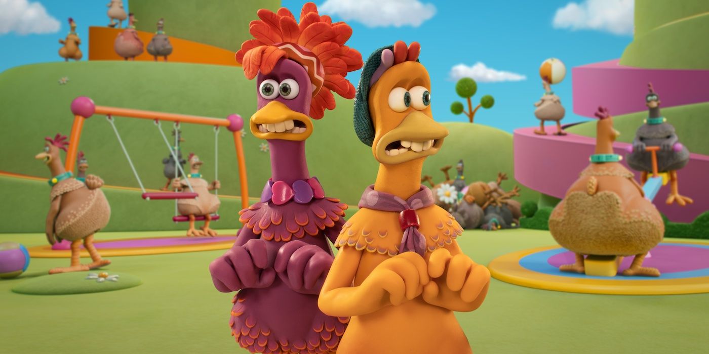 Molly and Frizzle looking nervous in Chicken Run: Dawn of the Nugget