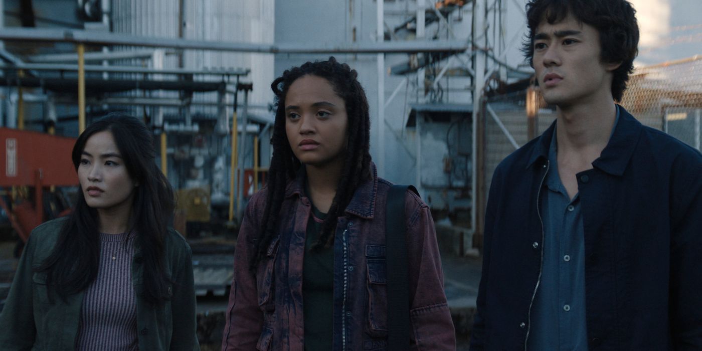 Anna Sawai, Kiersey Clemons, and Ren Watabe in Monarch Legacy of Monsters 