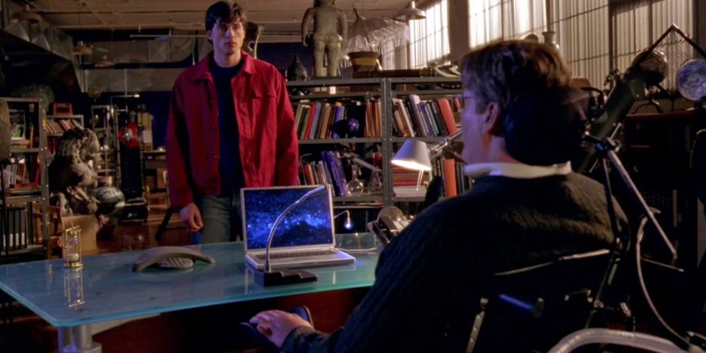 Clark Kent, played by Tom Welling, meets Dr. Virgil Swann, played by Christopher Reeve, on Smallville