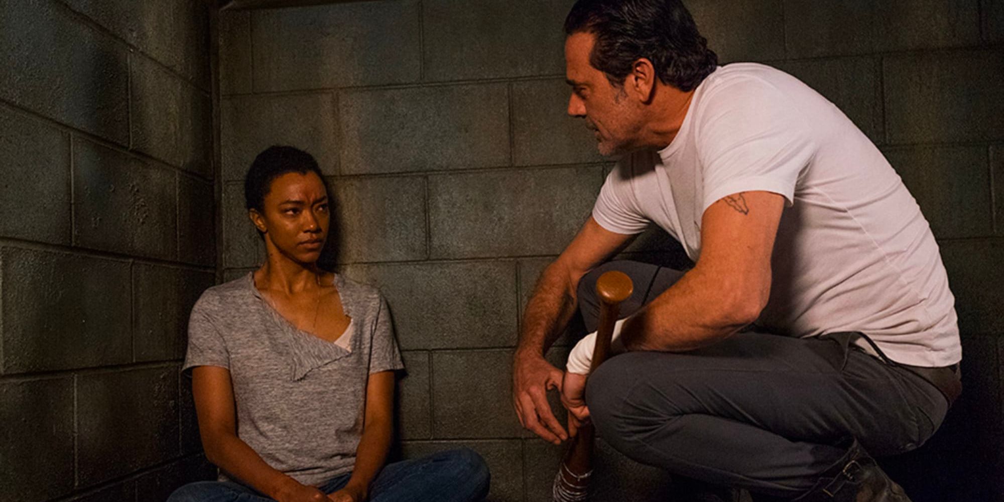 Negan (Jeffrey Dean Morgan) talks to Sasha (Sonequa Martin-Green) in her dreary cell.