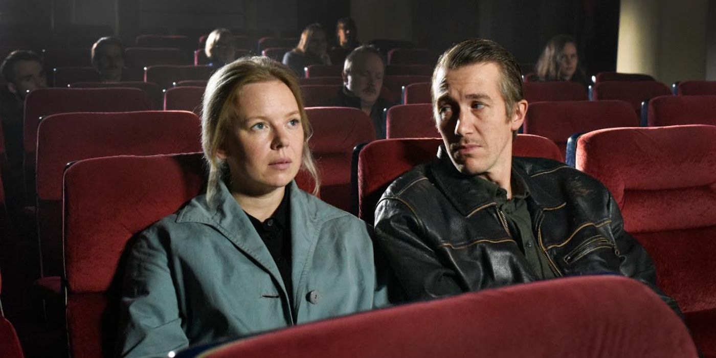 Critique de « Fallen Leaves » – La candidature finlandaise aux Oscars est une histoire d’amour unique