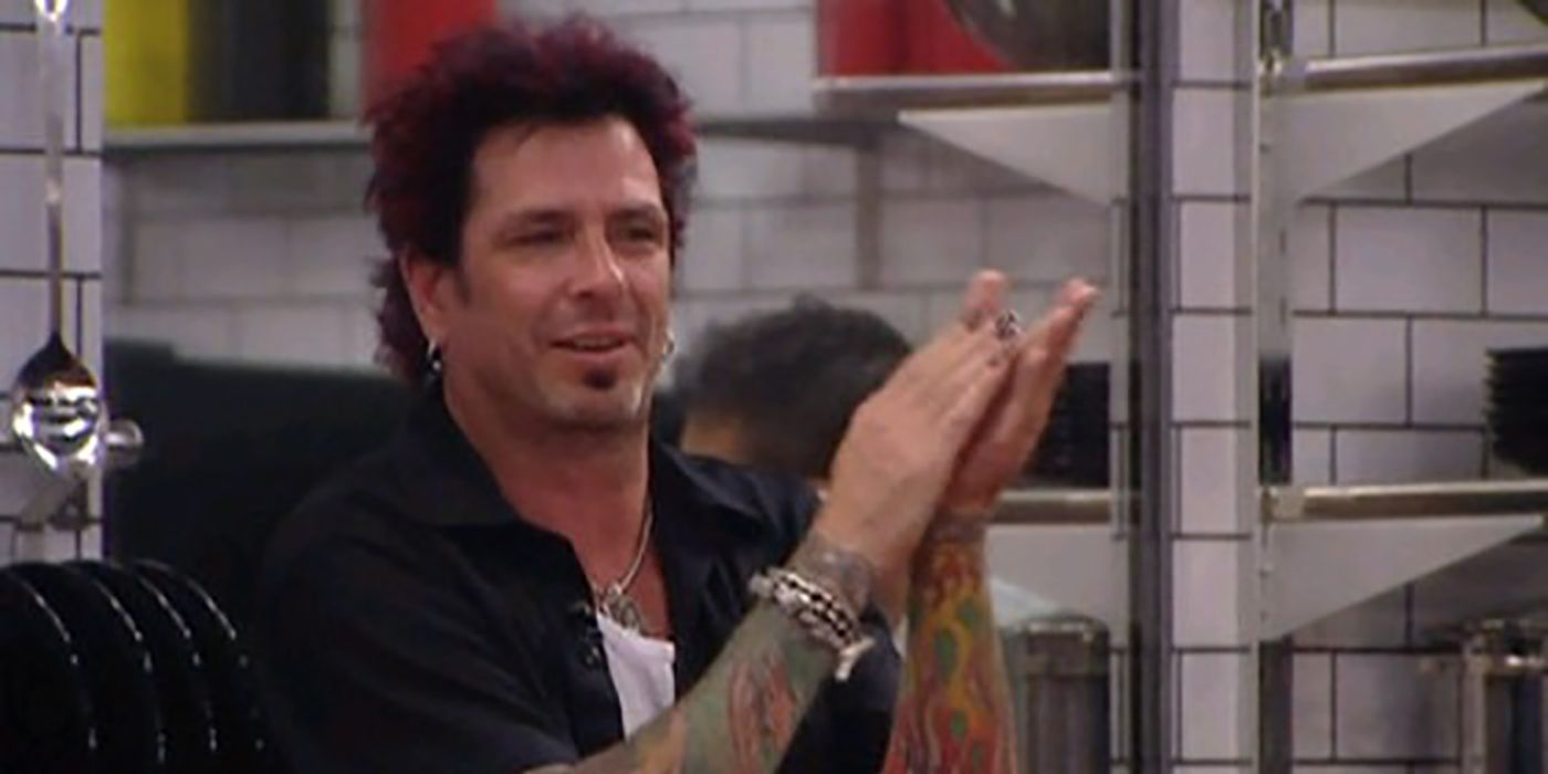 Dick Donato clapping in the kitchen on Big Brother.