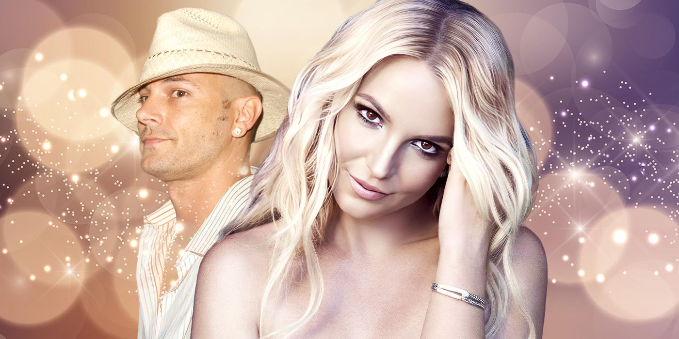 (l to r) Kevin Federline and Britney Spears - Federline gazes with a side eye while Spears smizes into the camera