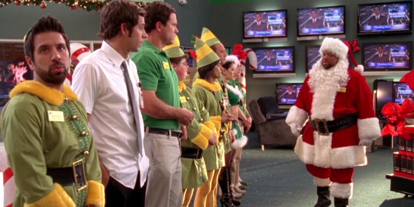 The employes at the Buy More prepare for Christmas shoppers on 'Chuck'