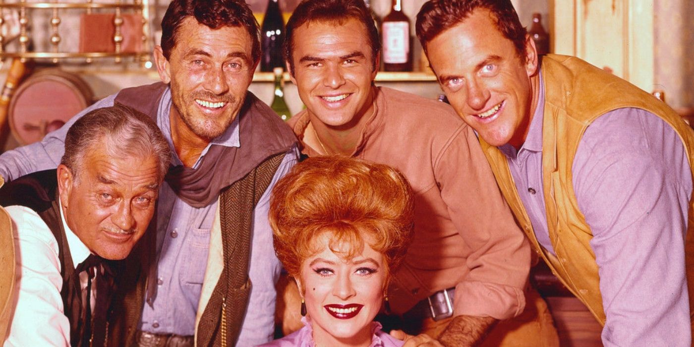 Burt Reynolds, James Arness, Milburn Stone, Ken Curtis, and Amanda Blake in Gunsmoke