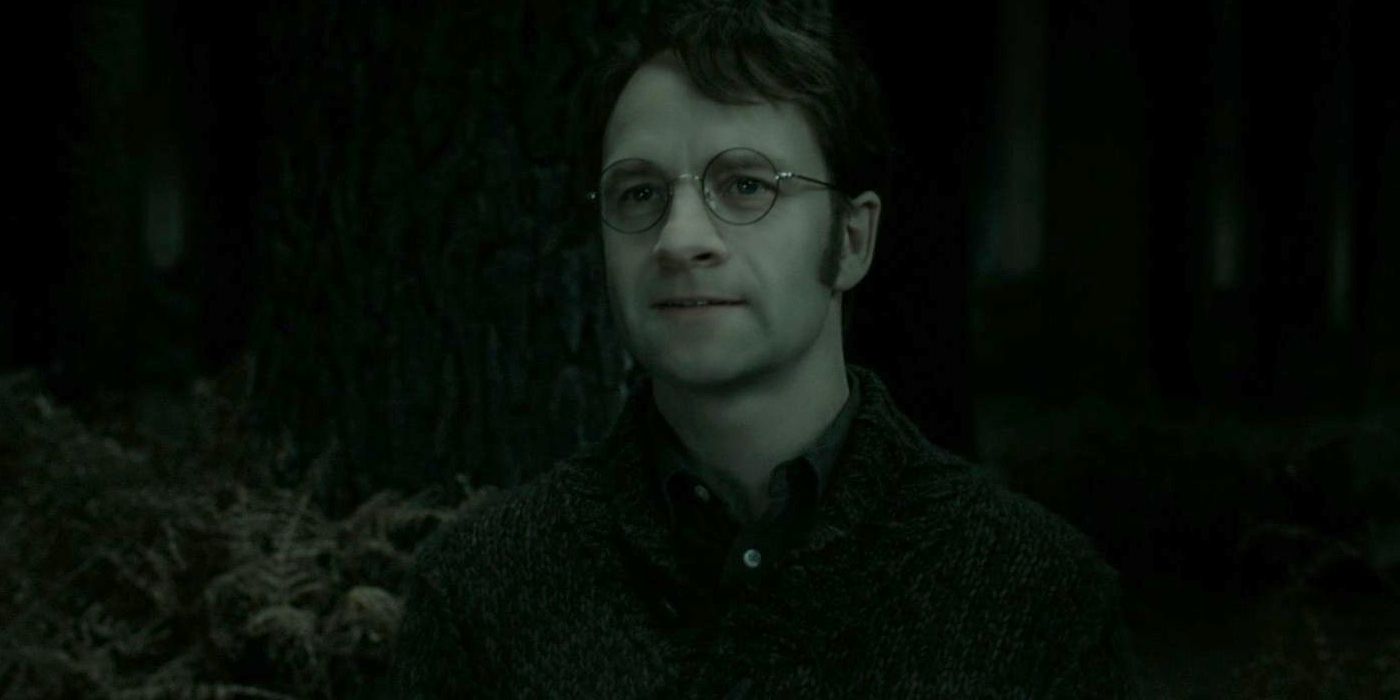 James Potter (Adrian Rawlins) appering in 'Harry Potter and the Deathly Hallows'