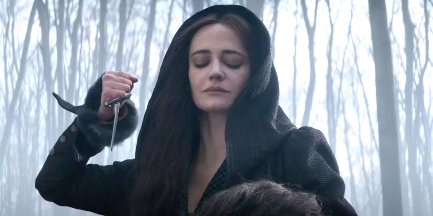 Eva Green as Milady de Winter holding a dagger in 'The Three Musketeers - Milady' (2023)