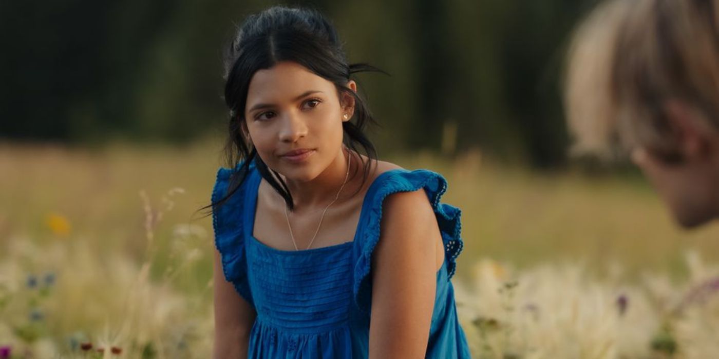 Nikki Rodriquez as Jackie in a field in My Life With the Walter Boys
