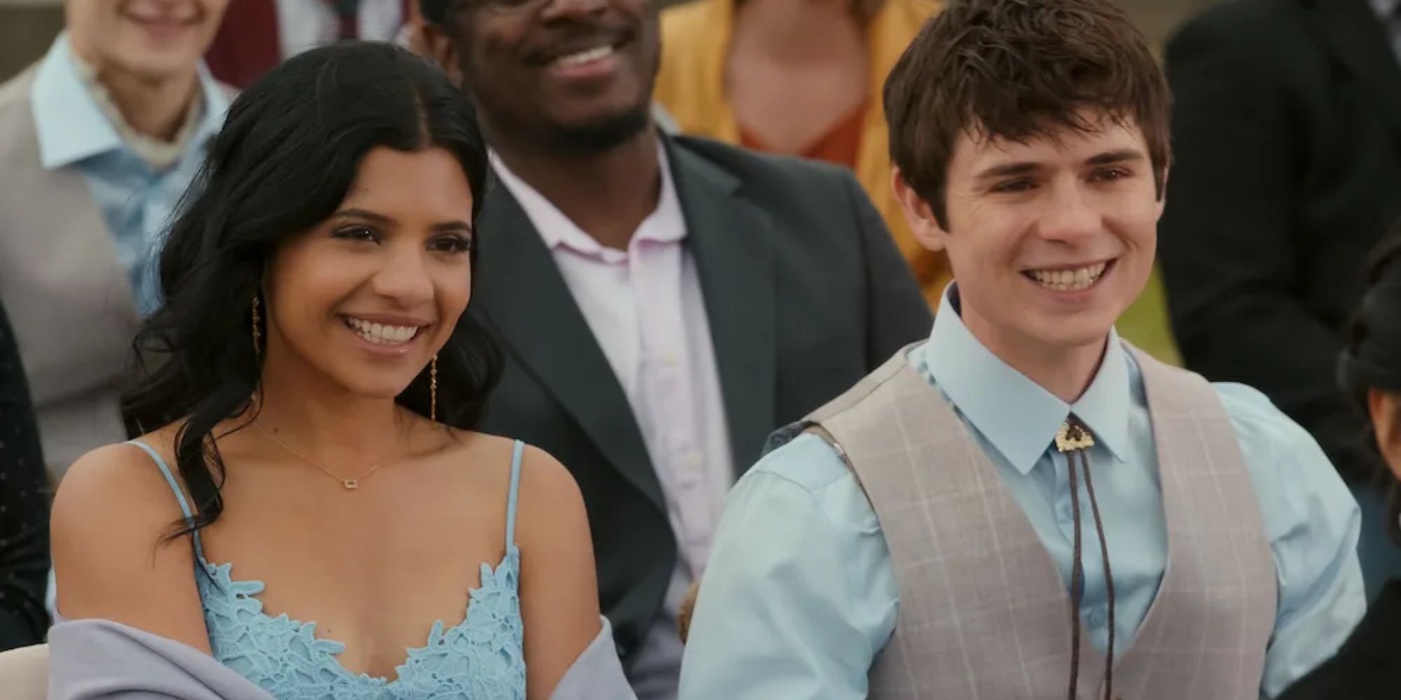 Jackie (Nikki Rodriguez) and Alex (Ashby Gentry) sitting together in My Life With the Walter Boys