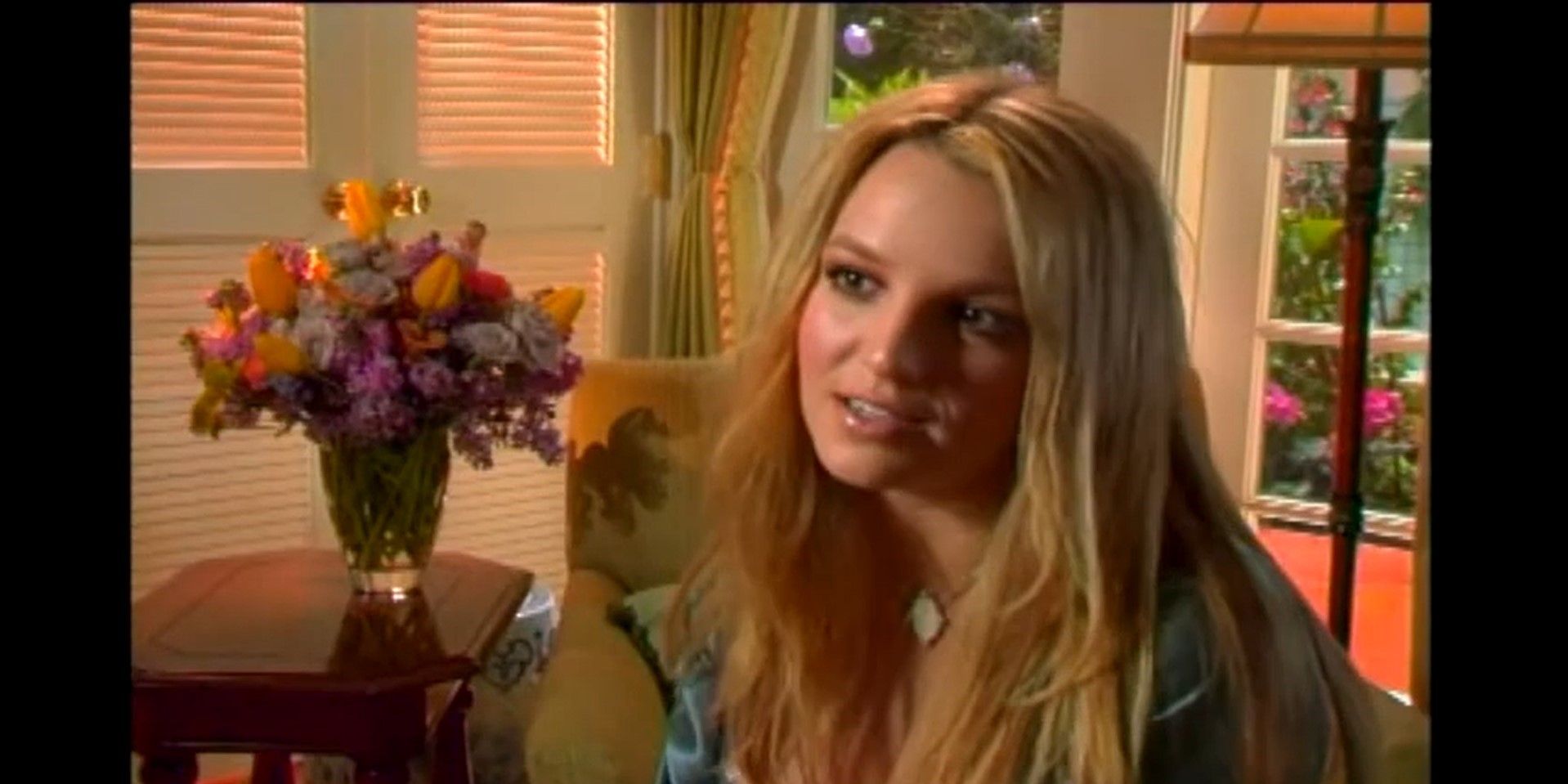 Screenshot of Britney Spears on Britney and Kevin Chaotic 2005