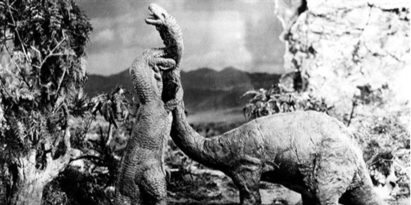 A T.Rex takes on a brontosaurus in the 1925 classic &lsquo;The Lost World&rsquo;
