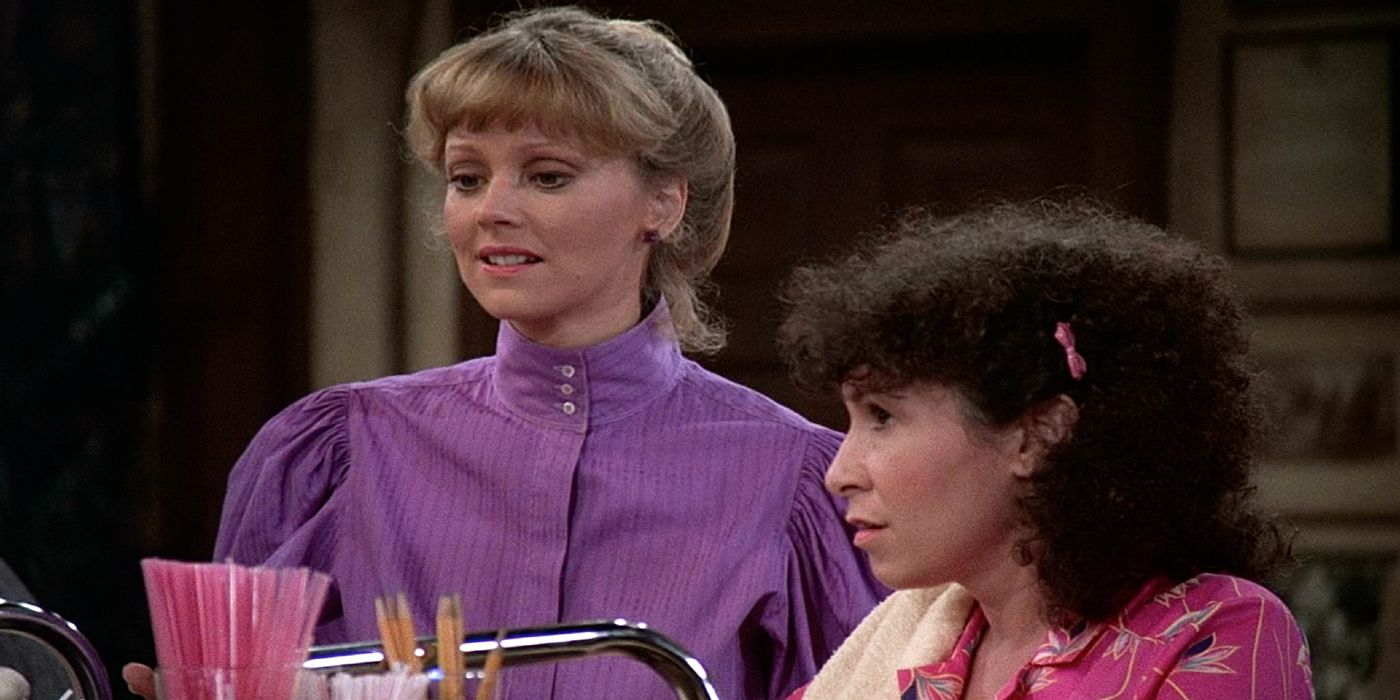 Rhea Pearlman and Shelley Long in Cheers