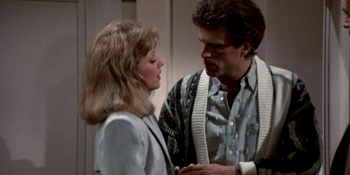 Ted Danson and Shelley Long talking in Cheers