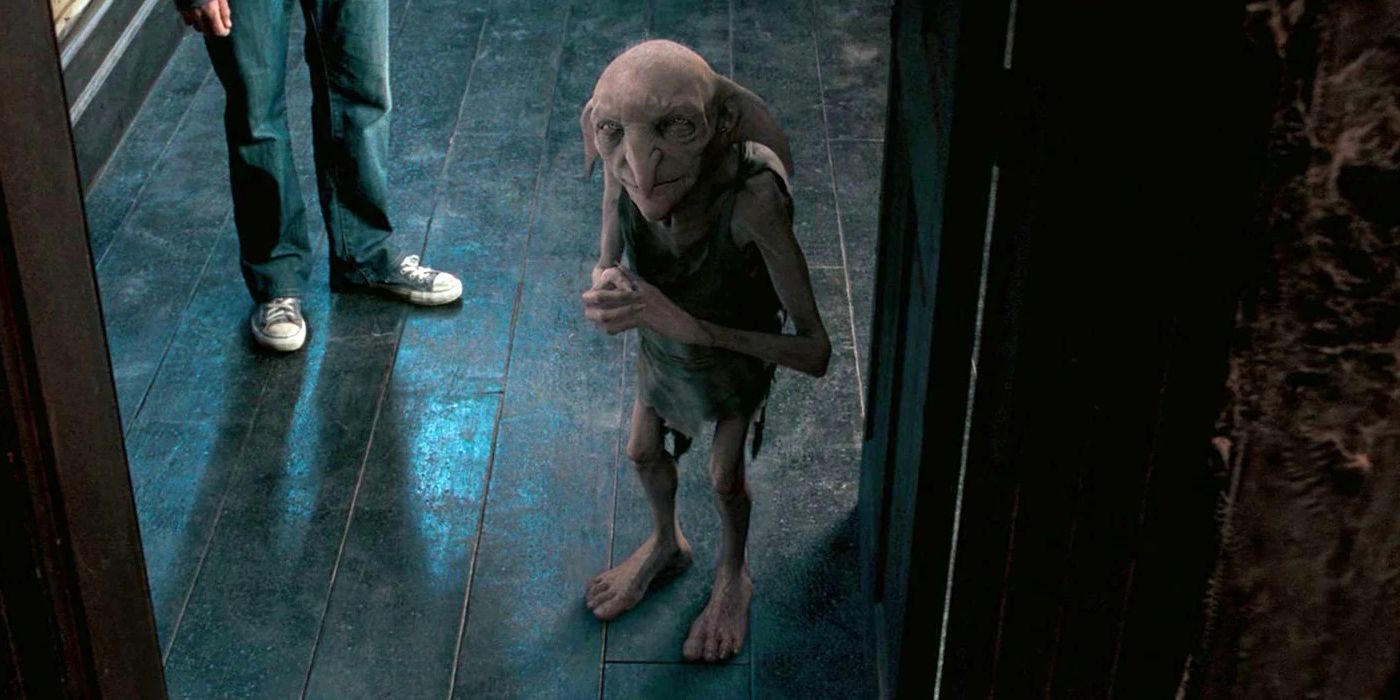 Kreacher (Simon McBurney) standing in a doorway in 'Harry Potter and the Order of the Phoenix'