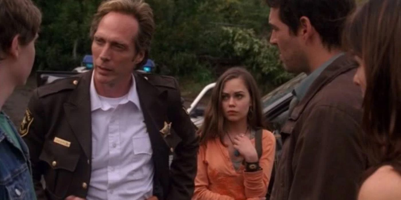 Sheriff Underlay (William Fichtner) and Russell Varon (Eddie Cibrian) calm their families on Invasion.