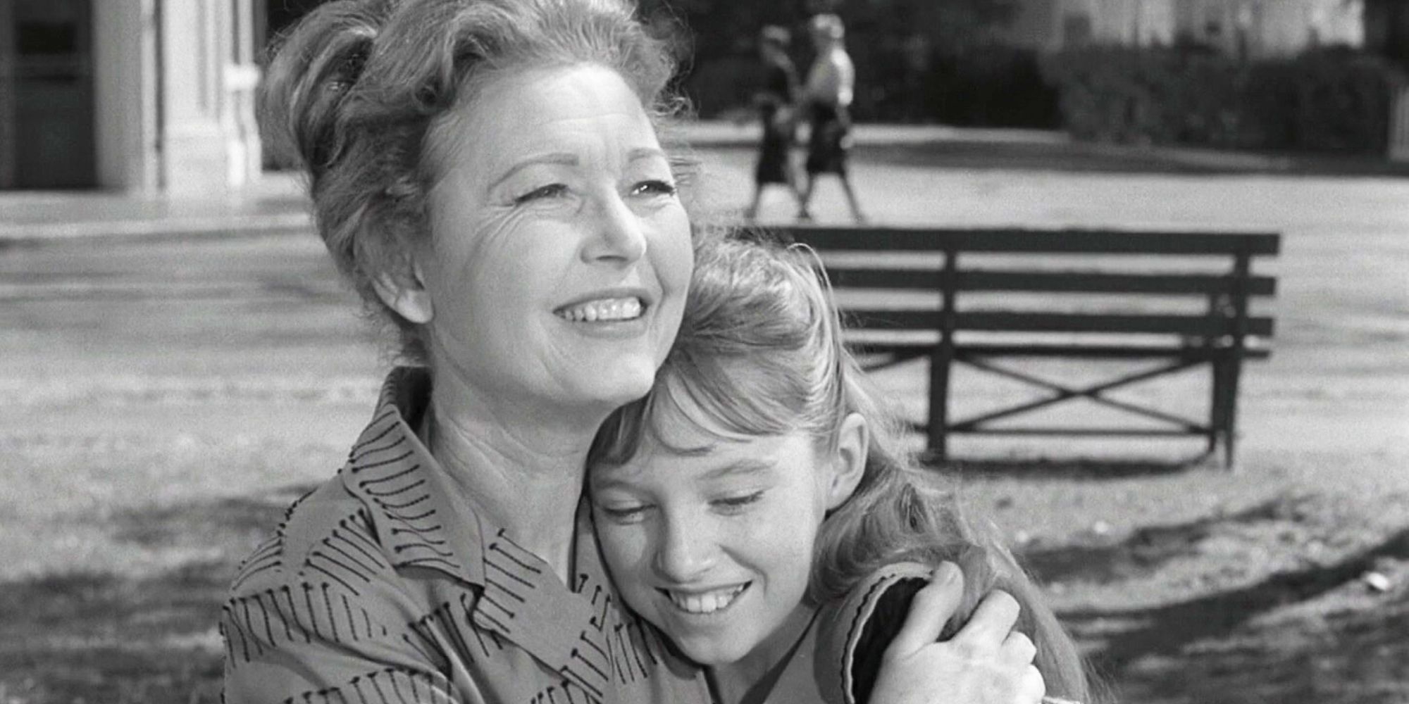 Josephine Hutchinson hugging Veronica Cartwright in The Twilight Zone