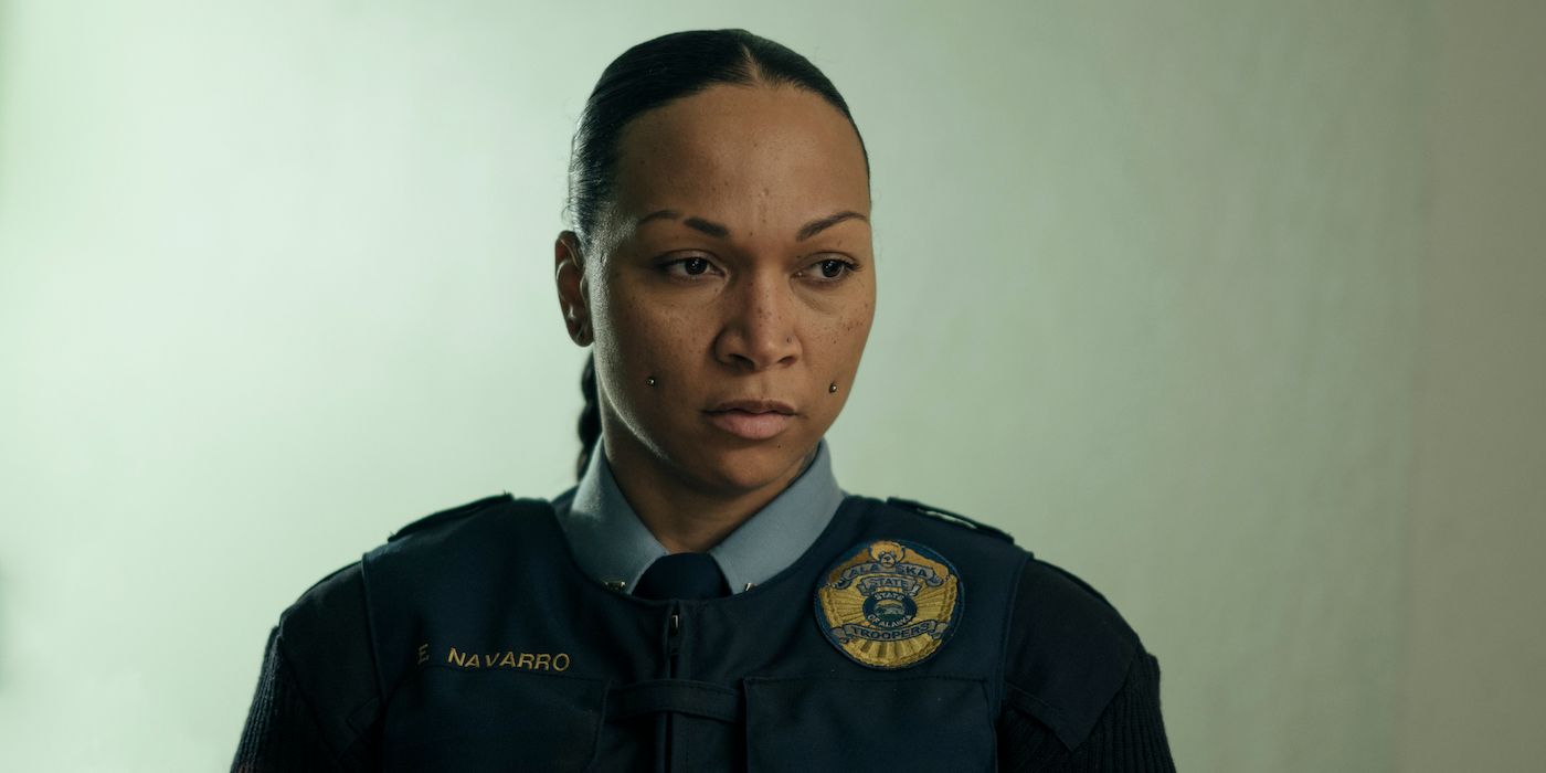 Kali Reis as Detective Evangeline Navarro wearing a uniform and looking to the right at something in True Detective Night Country Episode 3.