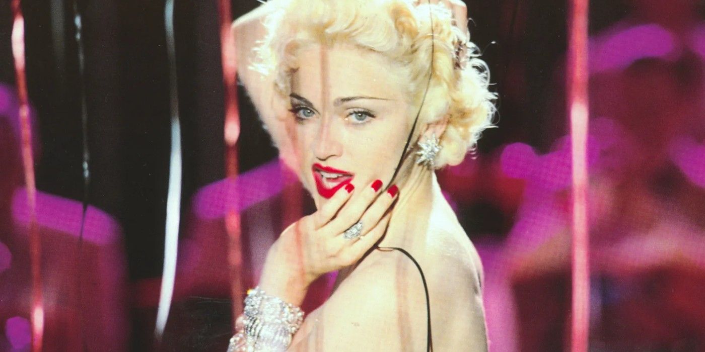 Madonna aparece en el escenario en Dick Tracy como Mahoney sin aliento