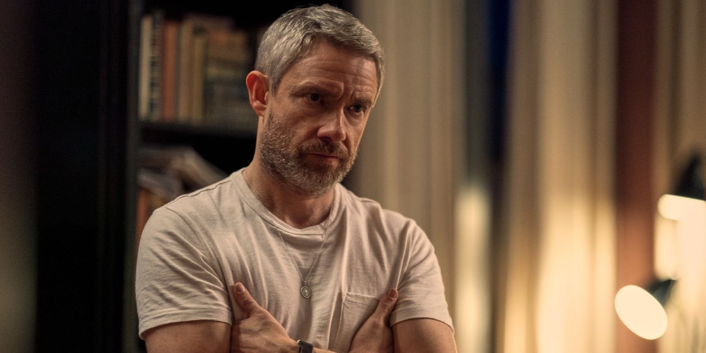 Martin Freeman crossing his arms as Jonathan Miller in Miller's Girl