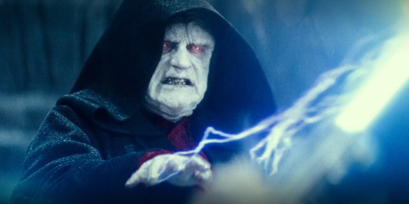 Ian McDiarmid as Palpatine using force lightning with his hands in The Rise of Skywalker