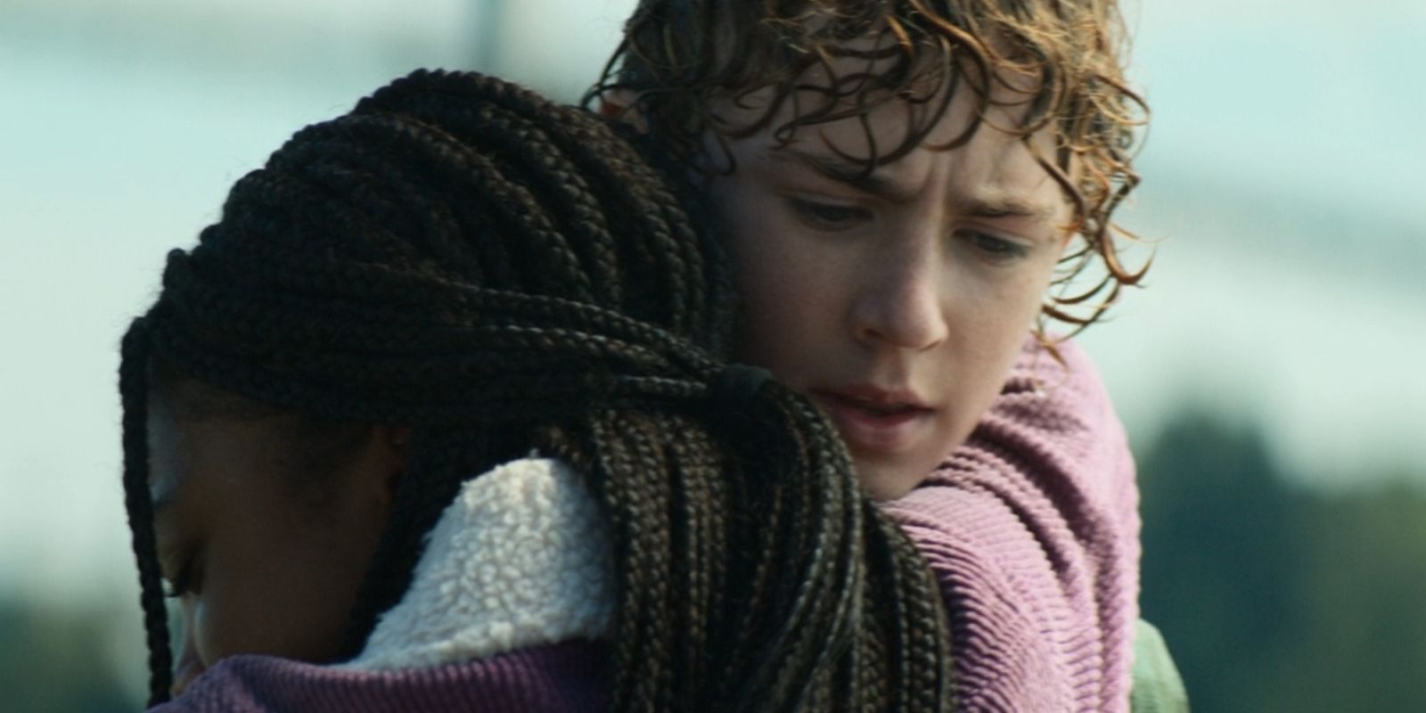 percy annabeth hug percy jackson and the olympians 1.jpg?q=50&fit=contain&w=750&h=415&dpr=1