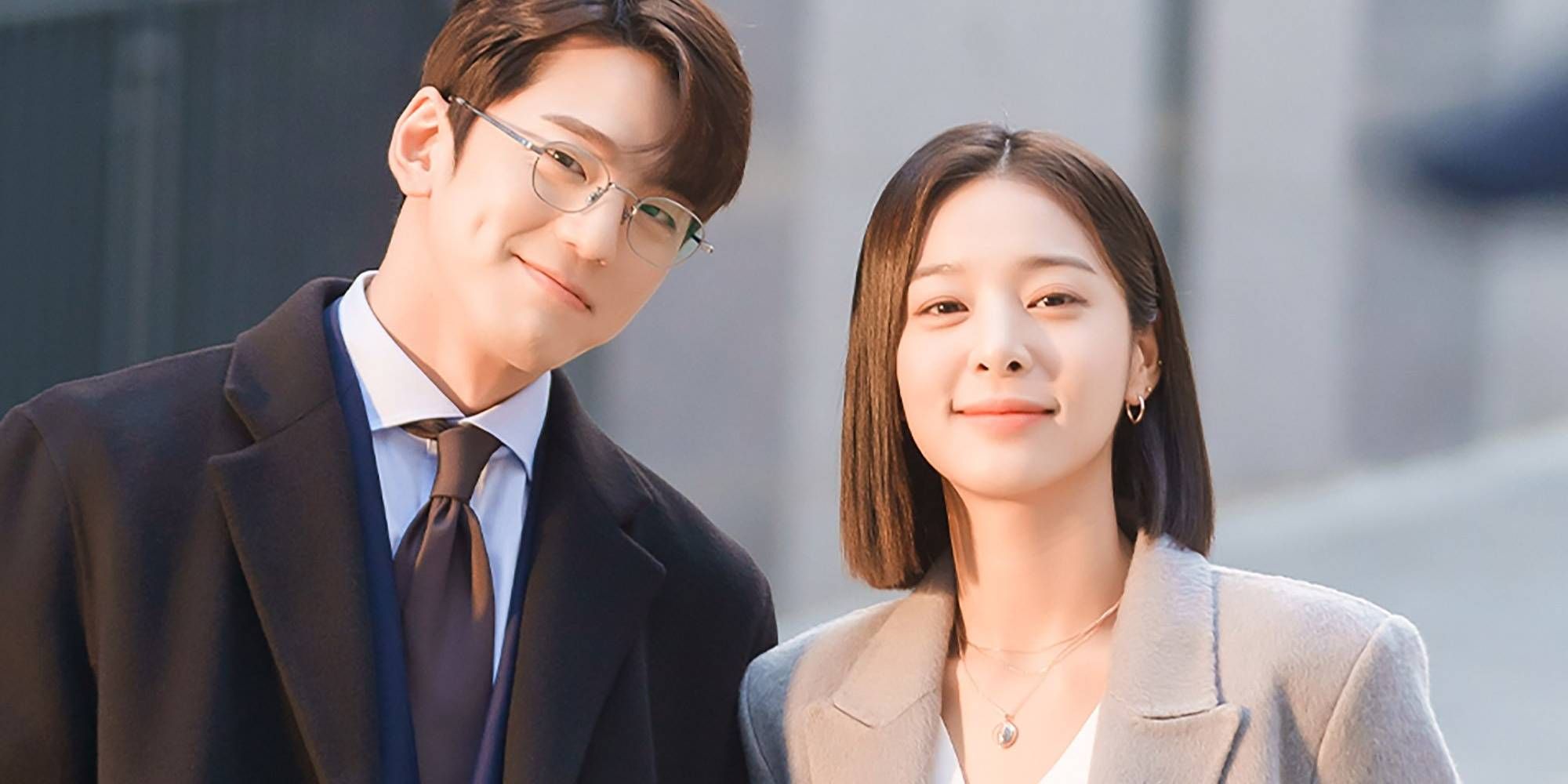 Seol In Ah and Kim Se-jeong smiling in Business Proposal