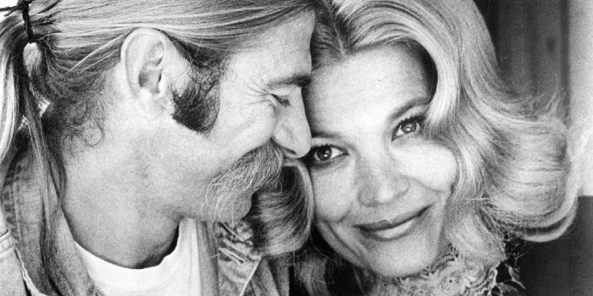 https://static1.colliderimages.com/wordpress/wp-content/uploads/2024/01/seymour-cassel-and-gena-rowlands-in-minnie-and-moskowitz-close-up.jpg
