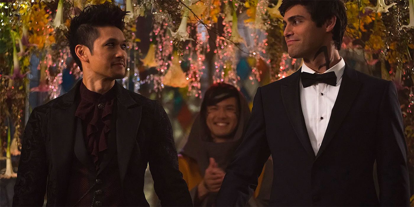 Harry Shum Jr. as Magnus getting married to Matthew Daddario as Alec in Shadowhunters