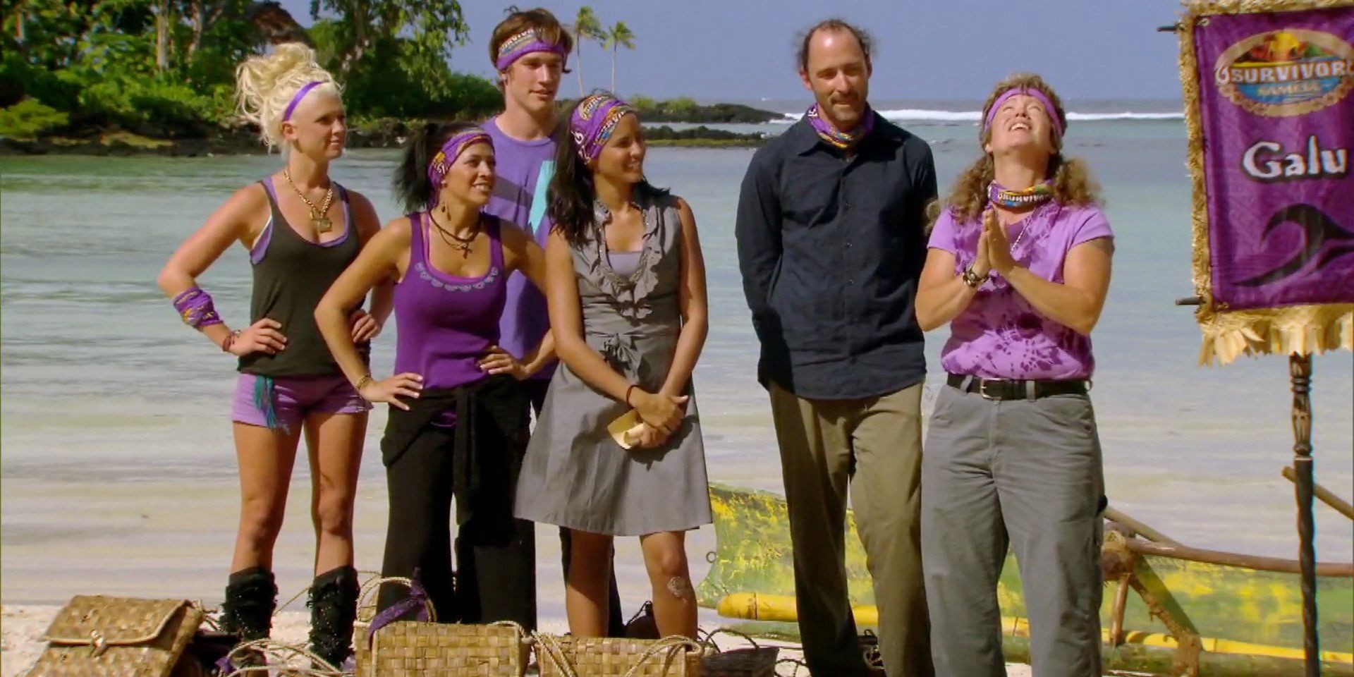 A still from the opening episode of Survivor: Samoa featuring the newly forming Galu tribe