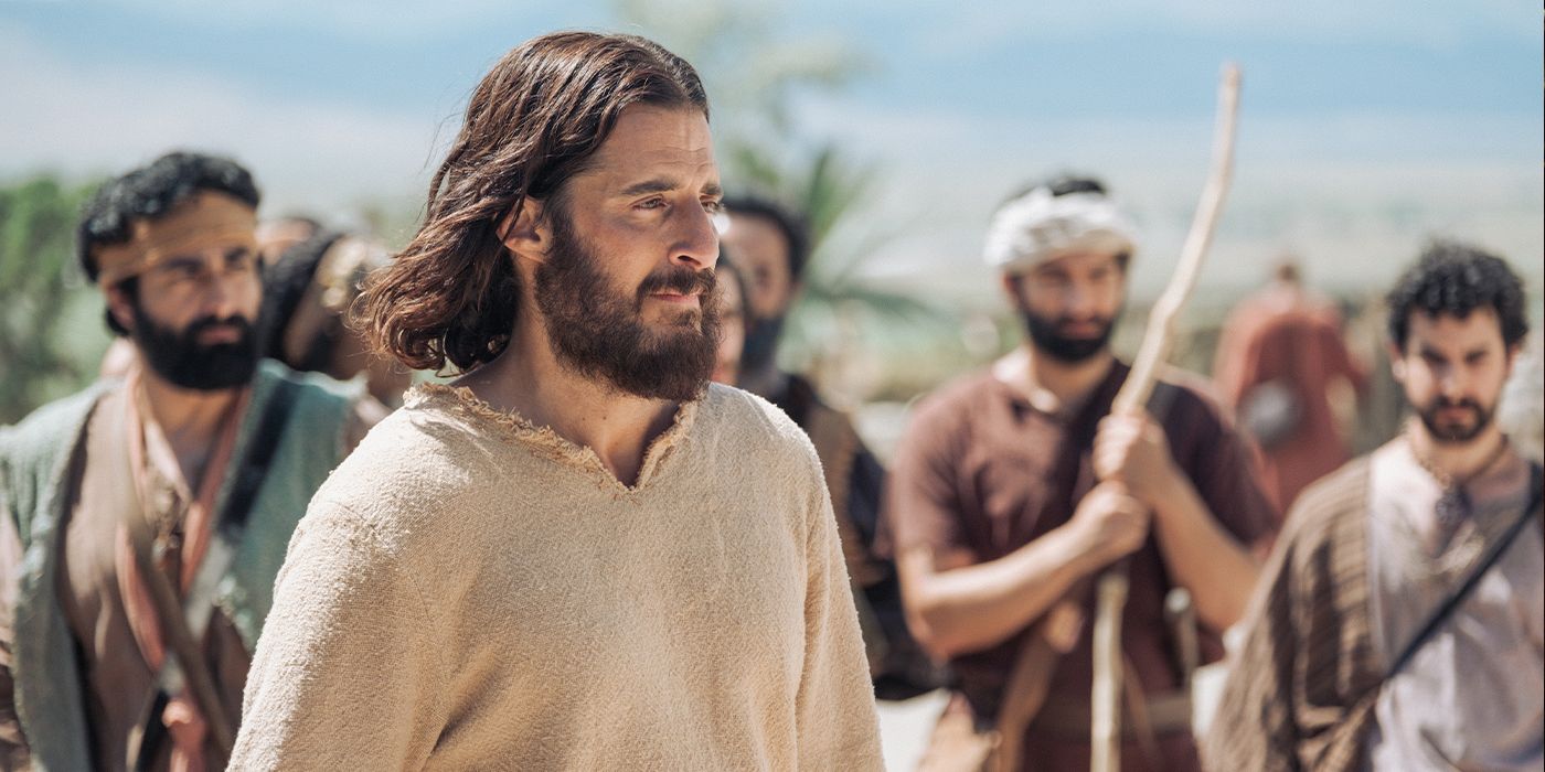 Jesus of Nazareth (Jonathan Roumie) and his disciples gather in 'The Chosen'
