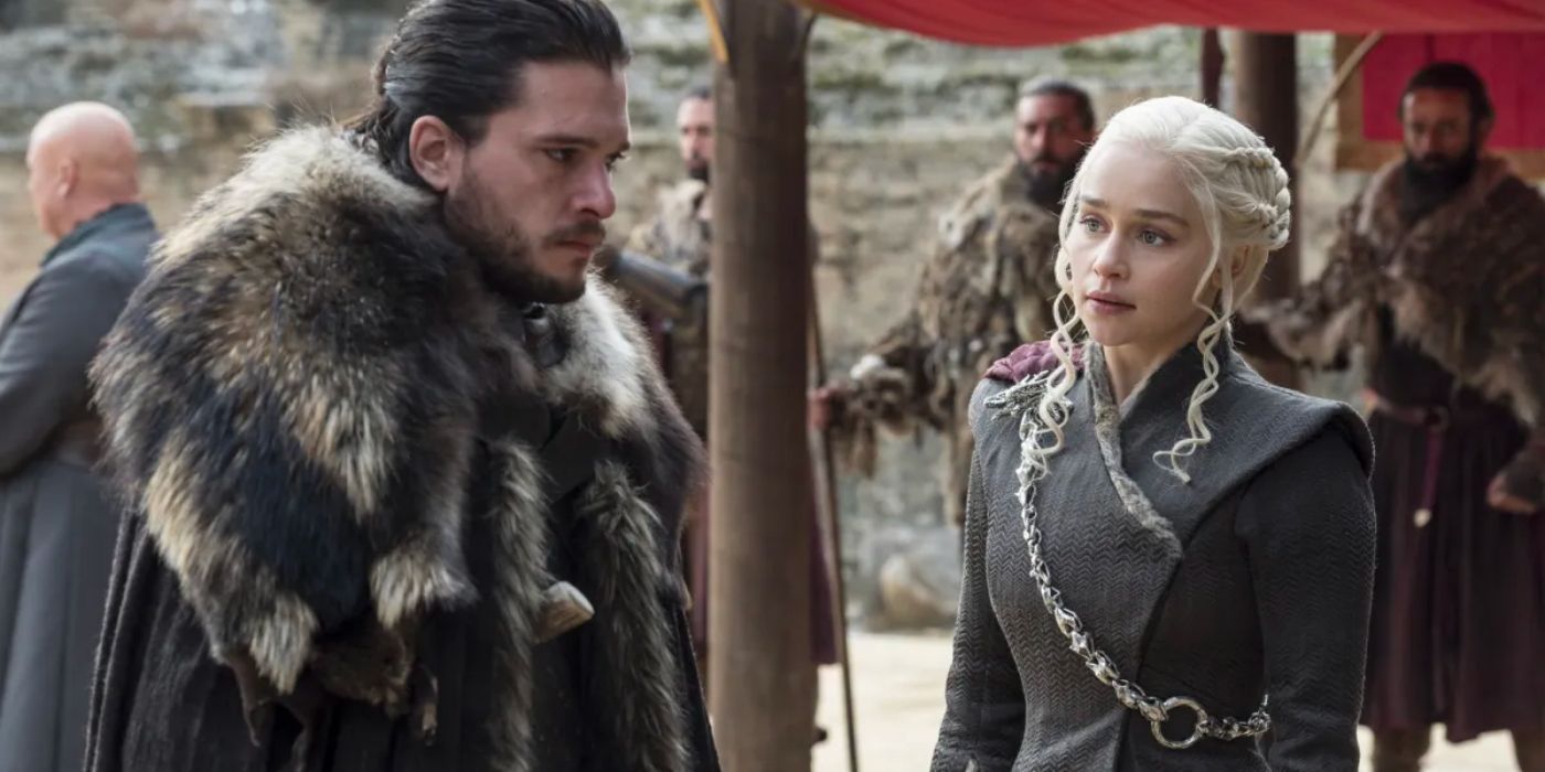Daenerys Targaryen (Emilia Clarke) and Jon Snow (Kit Harington) have a private discussion.