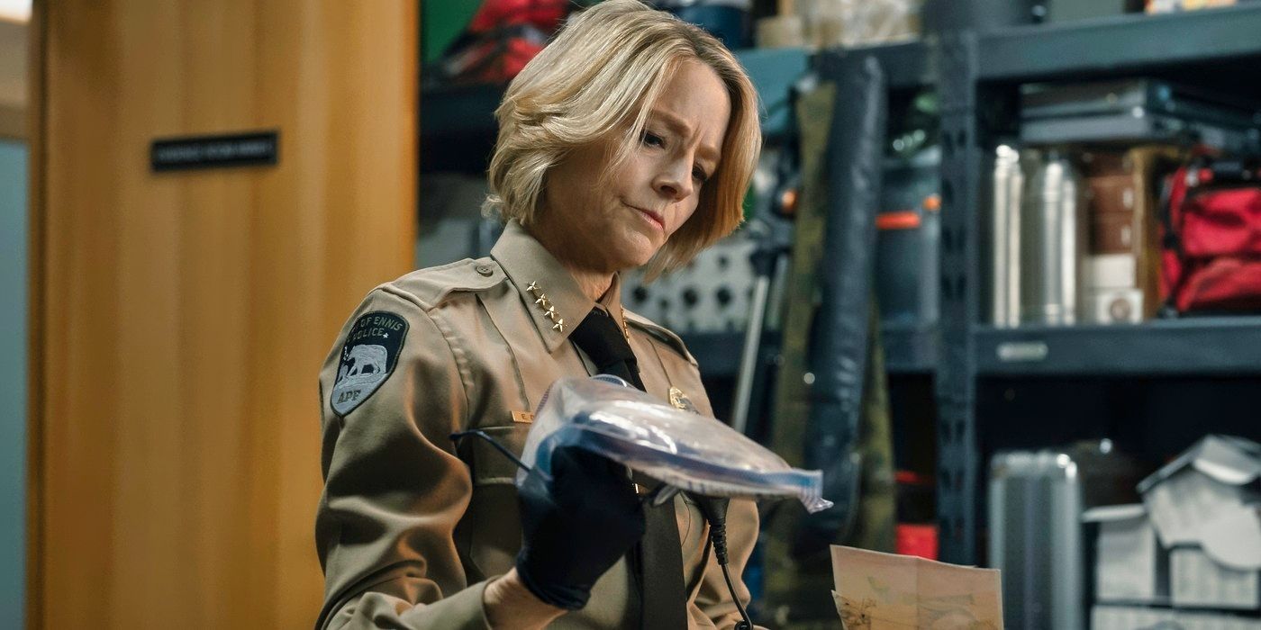 Jodie Foster holding a bag of evidence in True Detective: Night Country Episode 3