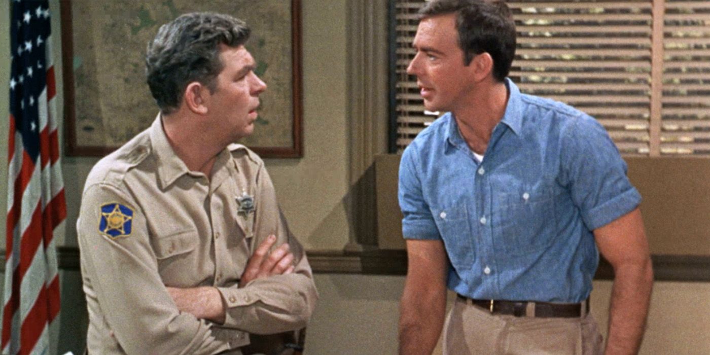 Andy Taylor (Andy Griffith) and Sam Jones (Ken Berry) in 'The Andy Griffith Show'
