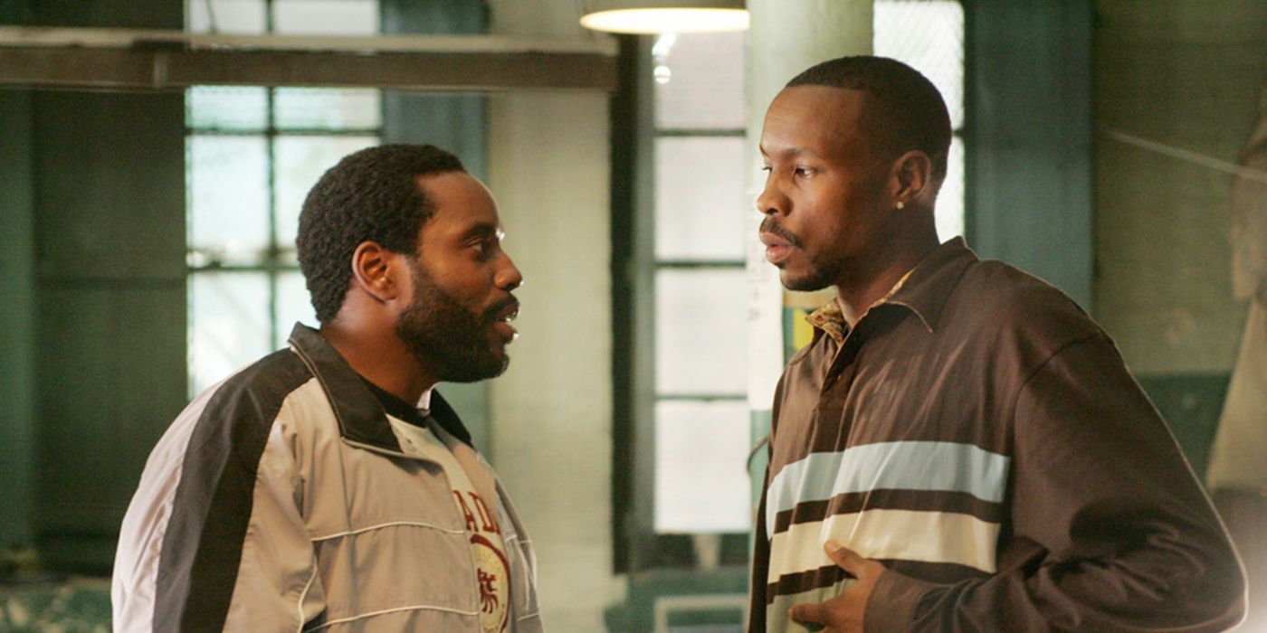Chad L. Coleman as Cutty talking to Wood Harris as Avon in The Wire