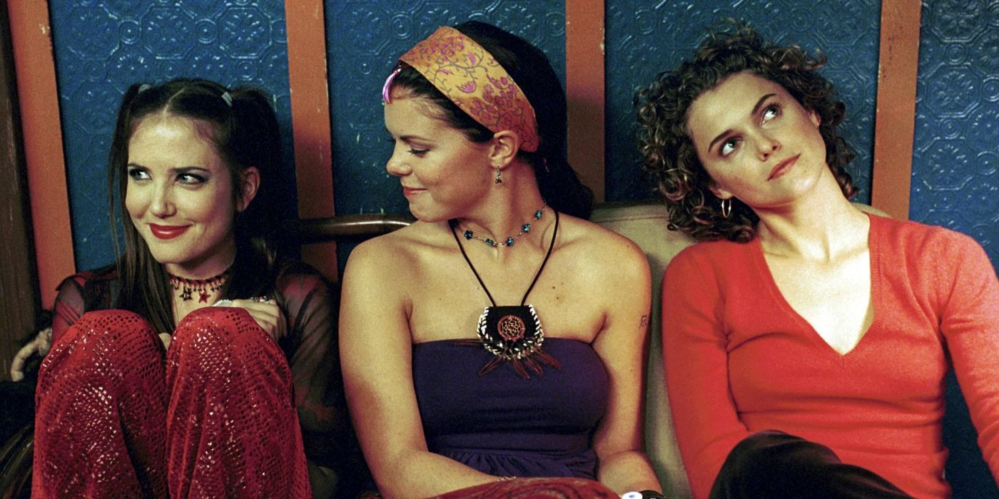 Amanda Foreman, Sarah-Jane Potts, and Keri Russell in Felicity 