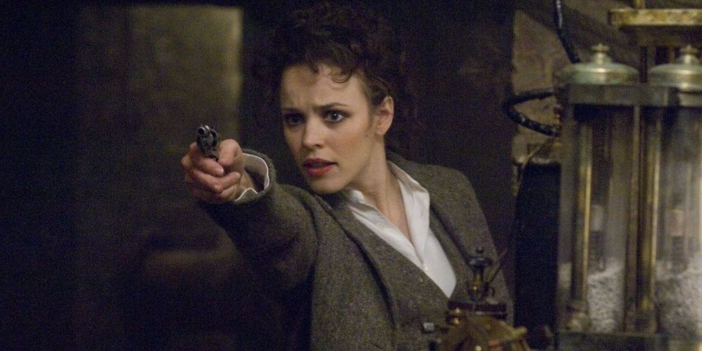 Irene Adler (Rachel McAdams) in Sherlock Holmes