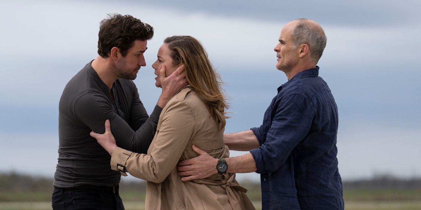 John Krasinski, Abbie Cornish, and Michael Kelly in an open field in Tom Clancy&rsquo;s Jack Ryan