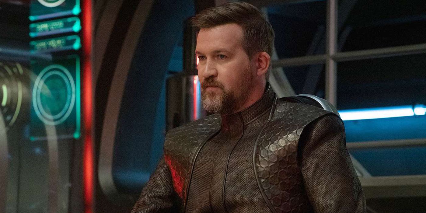 Kenneth Mitchell in Star Trek: Discovery