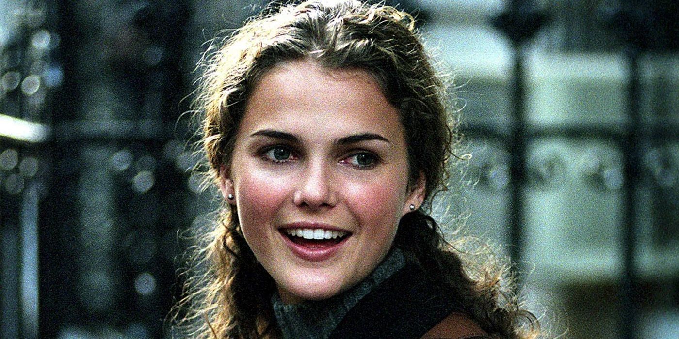 Keri Russell as Felicity Porter smiling widely in Felicity