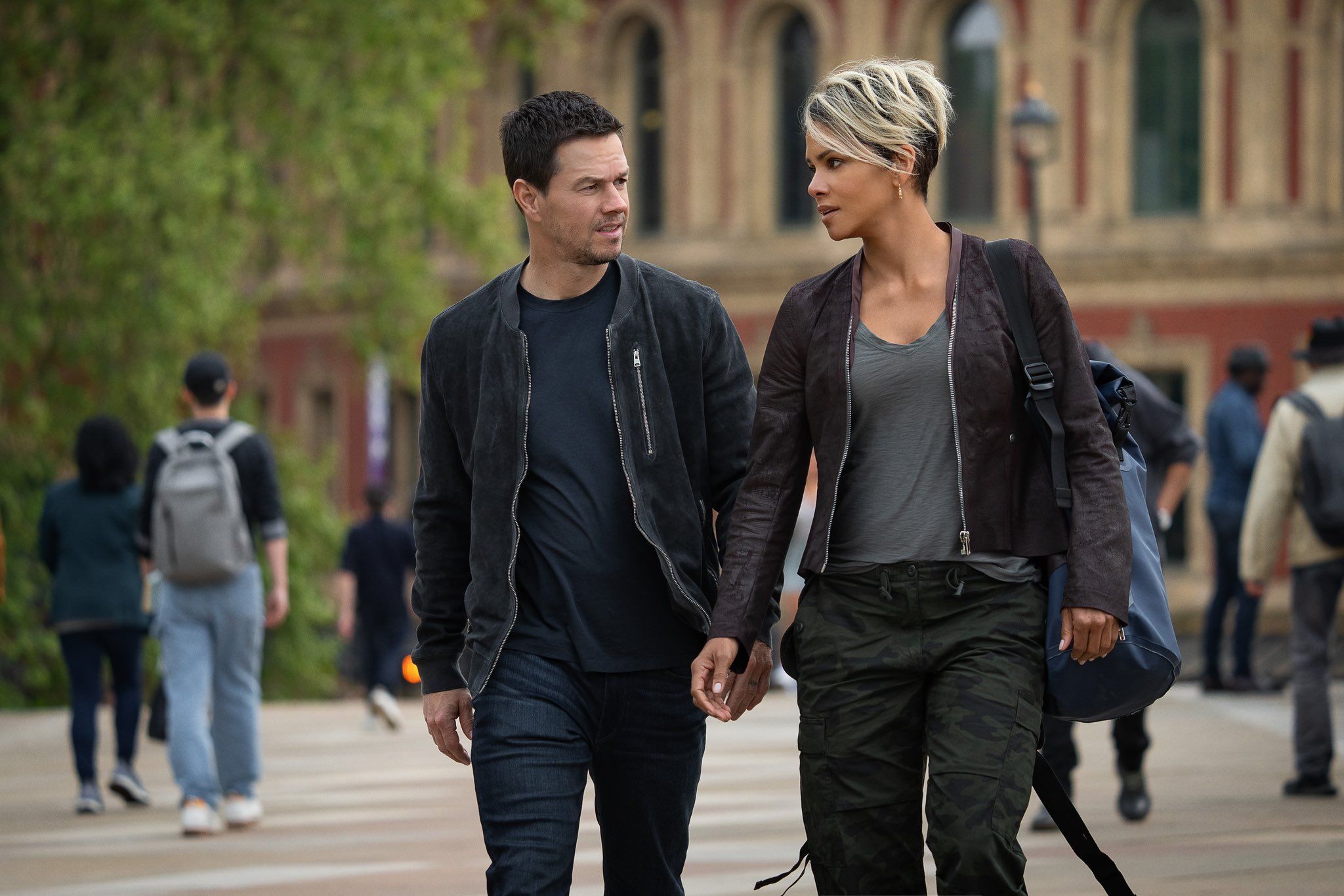 Mark Wahlberg and Halle Berry Plan a Mission in First 'The Union' Image