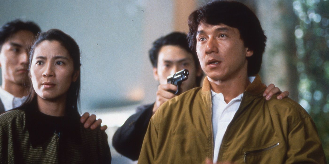 Michelle Yeoh and Jackie Chan held at gunpoint by criminals in &lsquo;Supercop&rsquo;