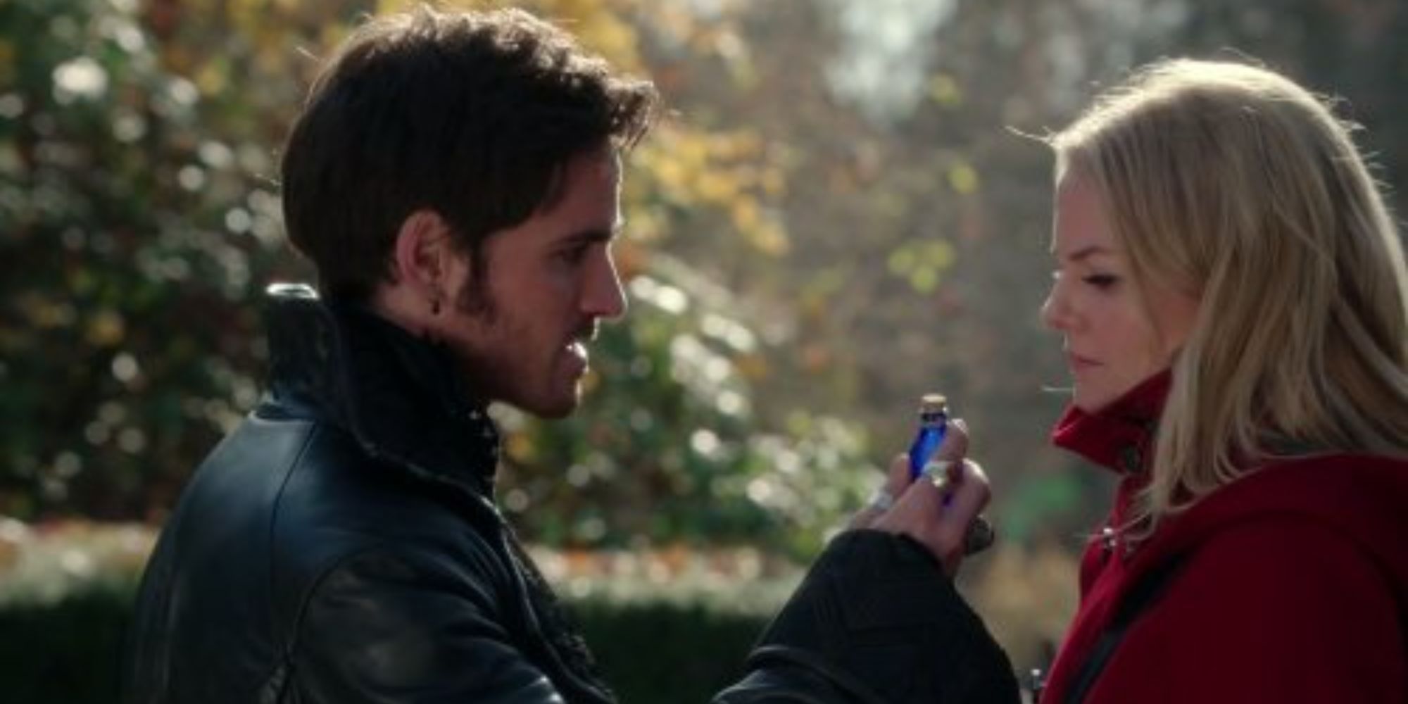 Hook attempting to give Emma a memory potion