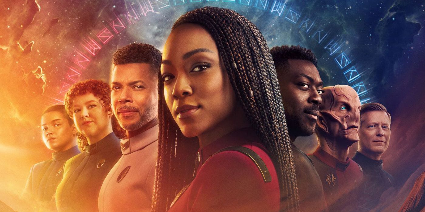 Sonequa Martin Green flanked by the ensemble cast of Star Trek Discovery on the poster for Season 5
