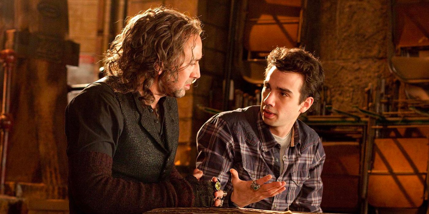 A sorcerer, Balthazar Blake (Nicolas Cage), mentors a young apprentice in David Stutler (Jay Baruchel).