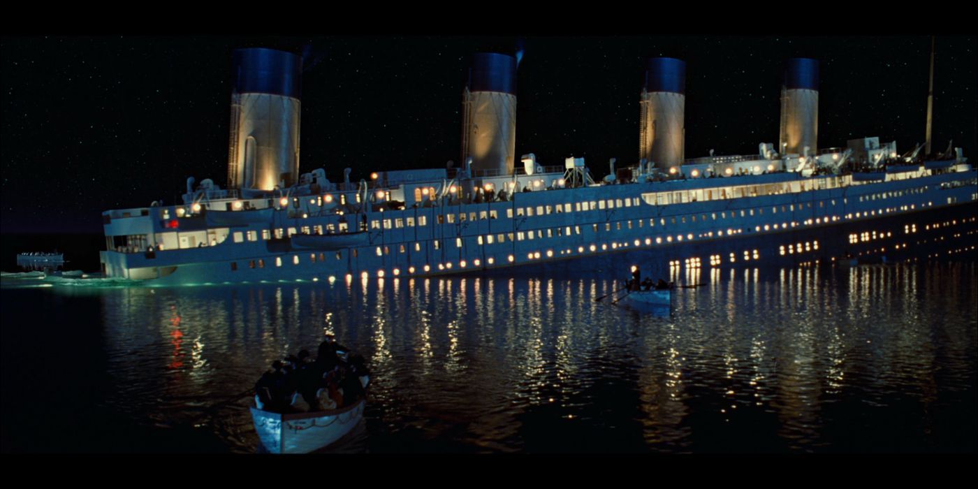 The sinking Titanic ship in James Cameron's Titanic