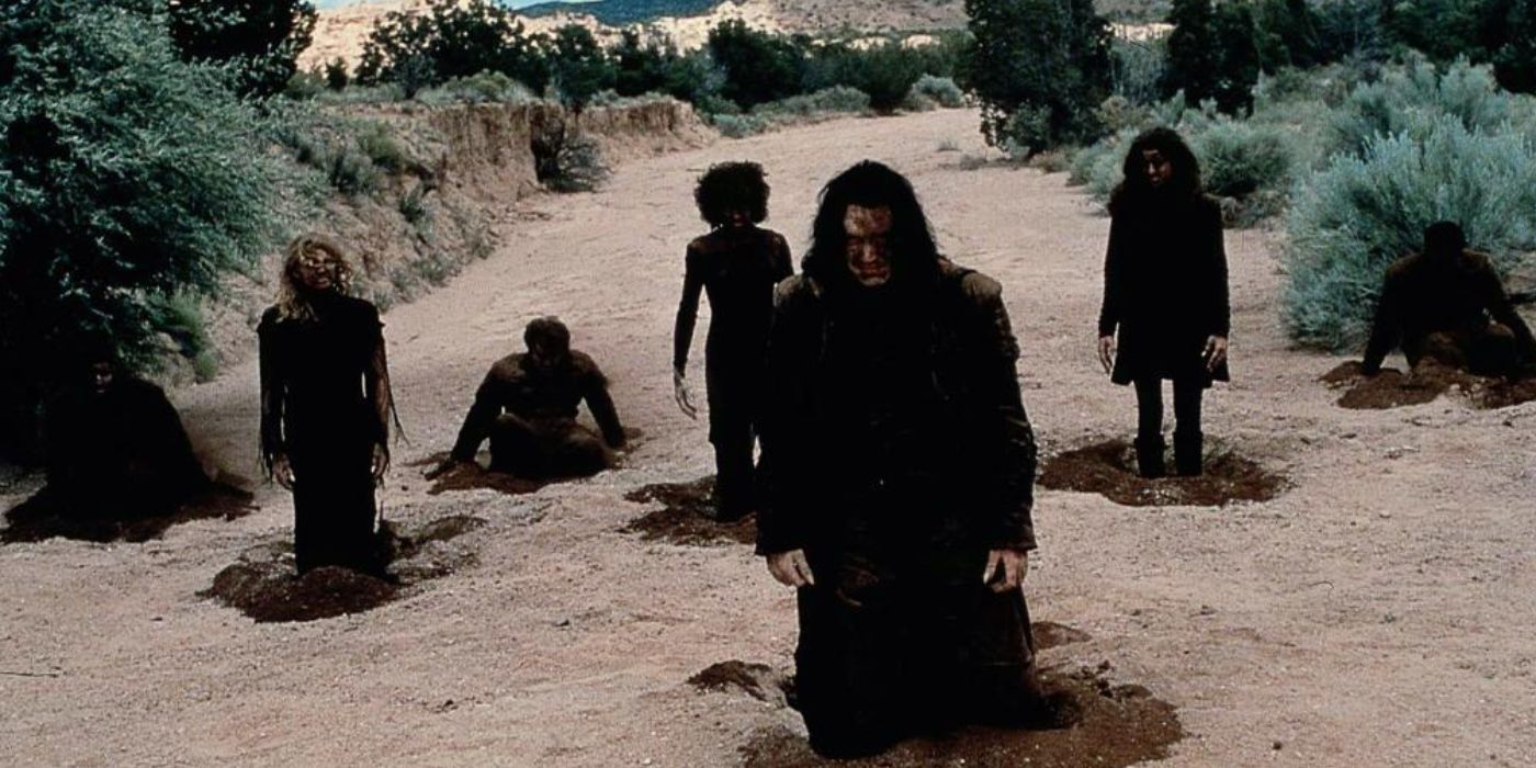 Thomas Ian Griffith as Valek leading vampires through the desert in John Carpenter's Vampires (1998)
