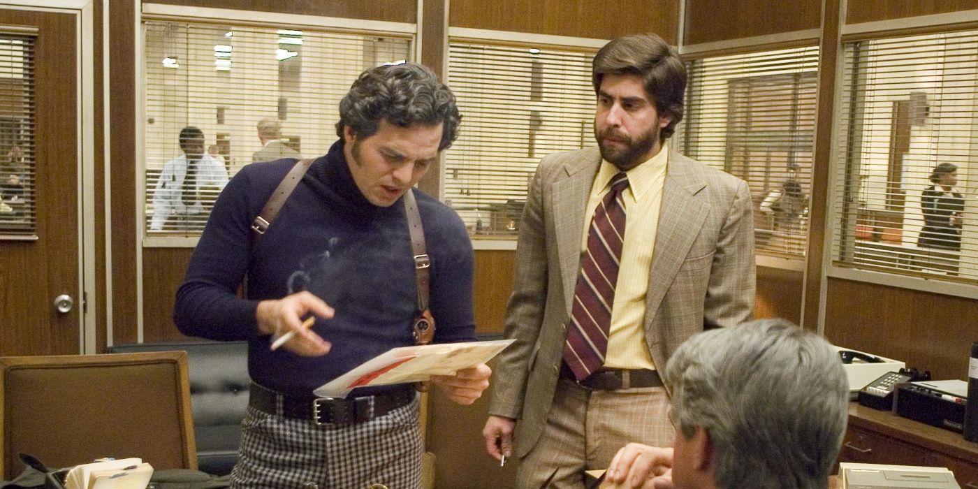 Mark Ruffalo and Adam Goldberg in Zodiac