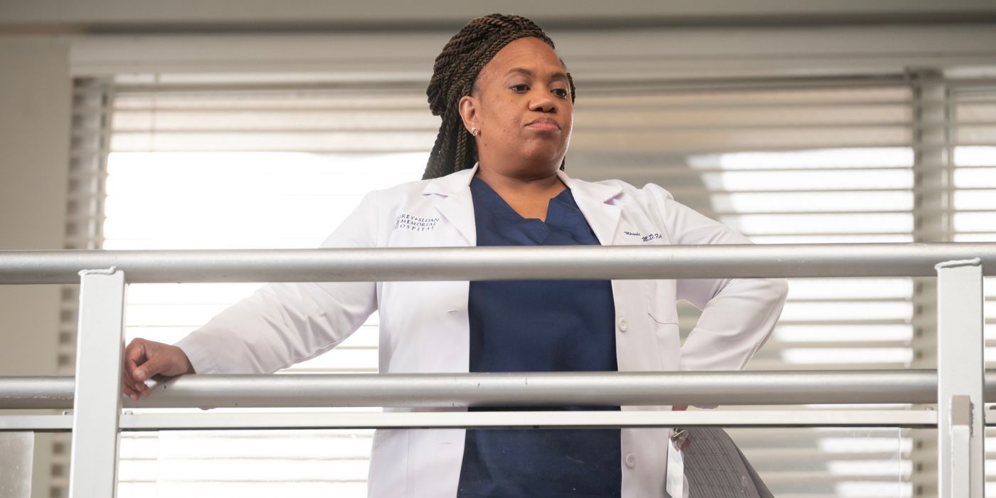 Chandra Wilson as Dr. Miranda Bailey in Grey's Anatomy Season 20.