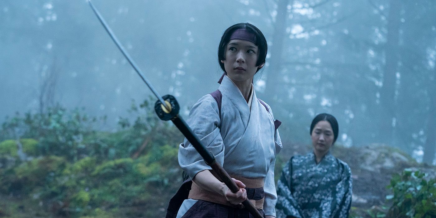 Moeka Hoshi as Usami Fuji holding a sword in Episode 7 of Shōgun